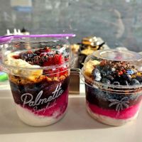 Large vs medium at Palmetto Superfoods in Burlingame