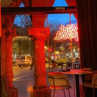 Mega Ambiente !  at Wild Food in Barcelona