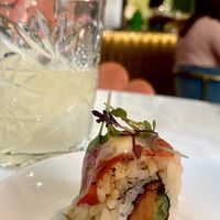 Novedad: sushi de boniato envuelto de espárragos. Delicioso!!  at Wild Food in Barcelona