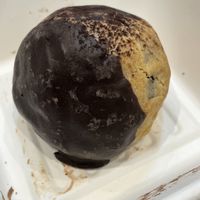 Brookie  at Chök in Madrid