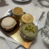 Pasticcini spaziali  at Nepá in Milan