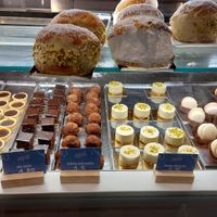 Large selection at Nepá in Milan