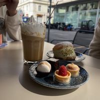   at Nepá in Milan