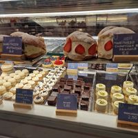  at Nepá in Milan