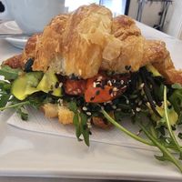 Croissant salata at Nepá in Milan