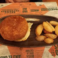 Hamburguesa (menú) at Viva Chapata in Madrid