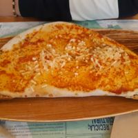 Calzone (very good) #Veganuary at Viva Chapata in Madrid