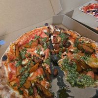 Pesto seitan goodness at Pizza Attack in Coyhaique