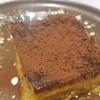 Tarta de natillas at Artemisa Sol in Madrid