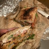 Sándwich No Fish ❌💕  at Catapilcana Vegana in Santiago