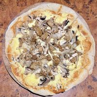 Pizza con champiñones  #Veganuary at Catapilcana Vegana in Santiago