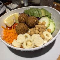 Falafel bowl  at Catapilcana Vegana in Santiago