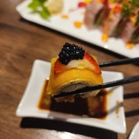 Kings roll, close up (love the crunchy inside!) at Vegan Shoku in Vancouver