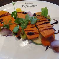 Proeverij van groenten at Restaurant De Smoezer in Apeldoorn