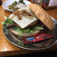 hamburgueda linda (new) at B13 Bar in Madrid