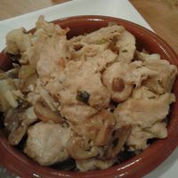 Vegan chicken with veganese at B13 Bar in Madrid