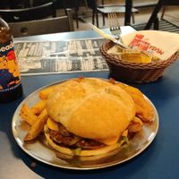 B13 Burger and Golpeadora beer at B13 Bar in Madrid