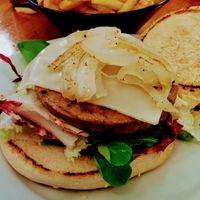 Cheeseburger at B13 Bar in Madrid