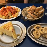 Tapas 💚 at B13 Bar in Madrid