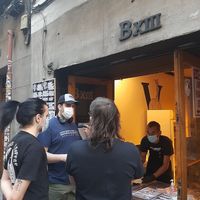 B13 esta abierto con todo lo más ricooo at B13 Bar in Madrid