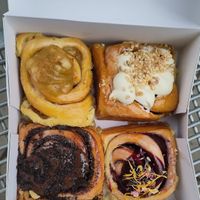 apple, carrot cake, oreo, blueberry at Cinnamood in Munich