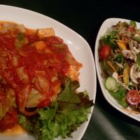 Salad and Fried tofu w/ cabbage and tomato starters at Olu Olu Cafe in Tokyo