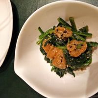 Spinach and gluten appetizer  at Olu Olu Cafe in Tokyo