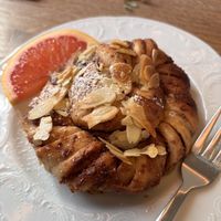 Cinnamon roll was very good    at Café Alma in Freiburg