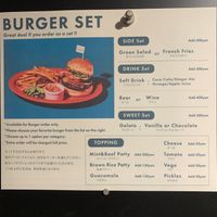 make it a set  at Cafe Graphy in Tokyo