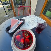 Bortsch mit Kartoffel und dazu Compote als Getränk at Zajadalnia Wieliczka in Wieliczka