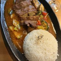 Lucky Lemon with vegan duck  at AnTee Vegan in Hamburg