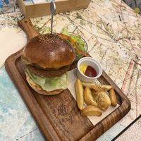 Vegan onion burger  at Tomoyasu Seisakusyo and Hamburger - 友安製作所とハンバーガー in Fukuoka