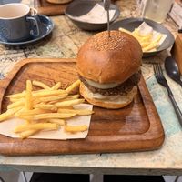   at Tomoyasu Seisakusyo and Hamburger - 友安製作所とハンバーガー in Fukuoka
