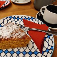 Torta carote e mandorle at Caffé Cavour in Bormio
