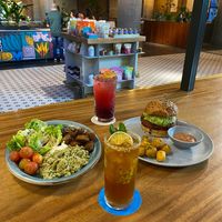 Balanceado, delicioso y basado en plantas 🤌🏻 at Cafė Mattelsa in Medellin