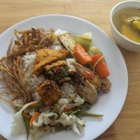 Variety of all daily dishes at Quán Chay Ngọc Thảo in Can Tho