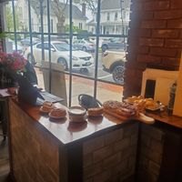 Street parking at Mack's in Babylon