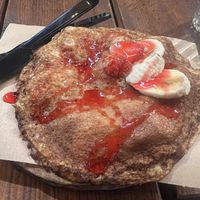 Crepe with fruit and jam  at Champordi Tnak - Travelers hut in Dilijan