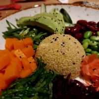 Poke bowl at Restaurant 't Paviljoen in De Cocksdorp