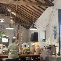 the kitchen, which yes you can see from your table at Flores do Cabo in Colares