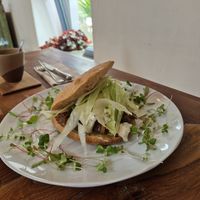  at Flores do Cabo in Colares