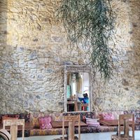  at Flores do Cabo in Colares