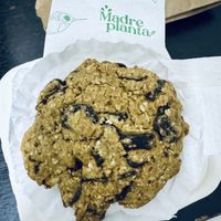 Cookie de avena  at Madre Planta Cafetería in Lima