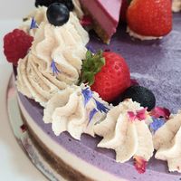 wholecake "Blueberry Lemon Cheesecake" - close-up at Vegan Cakes Sydney - Raw Passion in Wetherill Park