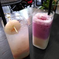 Yuzu lychee lemonade, Taro Latte at Puffle Bees in Berlin
