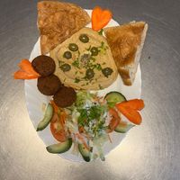 Humos Teller vegan wir waren auch da alles super schmeck gerne wieder viel veg& vegan essen da 
Lg
Imran aus Leipzig  at Prince Pakistanisch Indisches Restaurant in Prerow