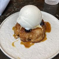 Pineapple upside down  at PLANTA Queen in Washington