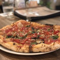Pizza Rosso (cherry tomatoes, garlic, oregano, fresh basil)  at Pizzeria Astra in Noboribetsu