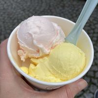 white peach rosentee & mango-maracuja  at Eiscafé St. Bernhard in Dreieich