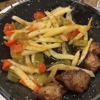 Las patatas eran precocinadas, todo estaba bañado en aceite  at O'Ceo  in A Coruna